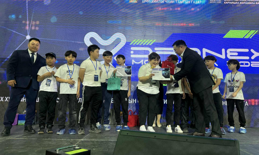 DRONEX MONGOLIA-2025 ӨСВӨРИЙН АВАРГА ШАЛГАРУУЛАХ ТЭМЦЭЭНД ДУА-ЫН ХГБХХГ-ЫН ДЭРГЭДЭХ UNITEL STEAM HUB ТАНХИМЫН ДРОНЫ АНГИЙН СУРАГЧИД БАГИЙН ОНООГООР ГУРАВДУГААР БАЙРЫГ ЭЗЛЭЛЭЭ